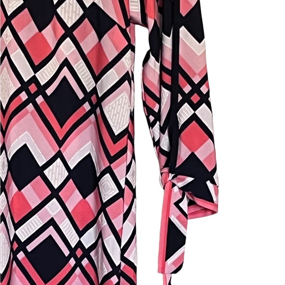 Sandra Darren dress Womens size Medium geometric tie sleeves - Picture 2 of 4